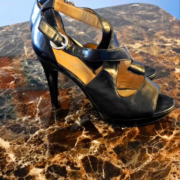 Nine West Black Heels - Picture 1 of 2